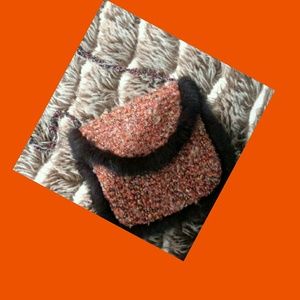 SOFT PURSE WITH CHOCOLATE FUR LINING - BOUTIQUE